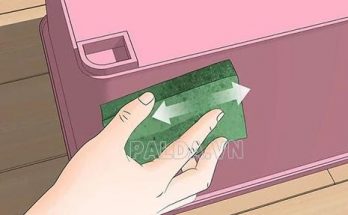 tẩy vết băng dính trên đồ nhựa