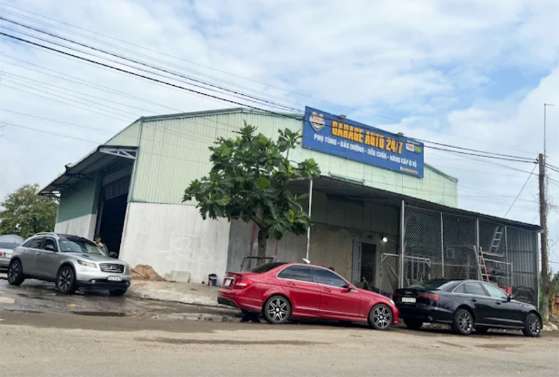 Rửa xe 24/24 gần đây Garage Auto 24/7